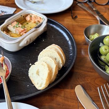 The Nook - Salmon tin with pickled onions and peppers and an order of briny olives - Wine Bars Near Me - Sacramento, California