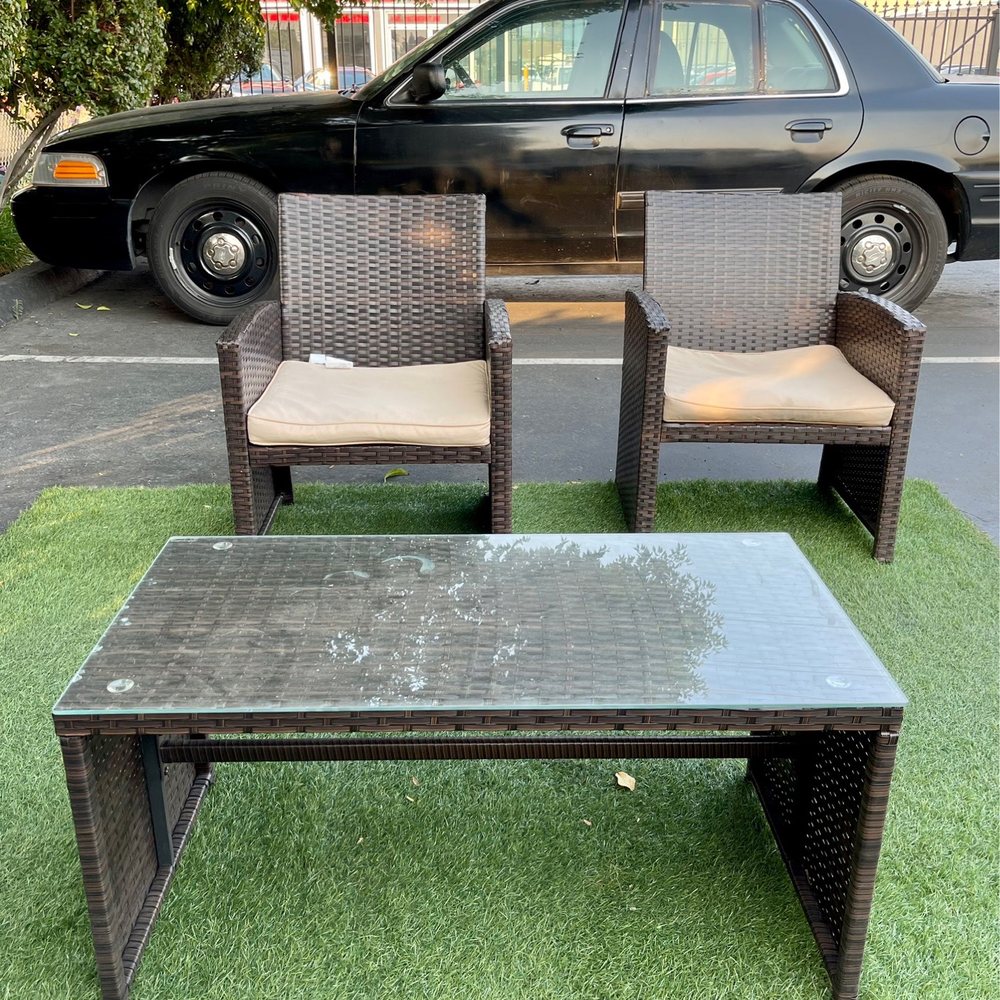 Smog Star Express - patio at Smog Star Express, it's nice - Smog Check Stations Near Me - Concord, California Smog Star Express - patio at Smog Star Express, it's nice - Smog Check Stations Near Me - Concord, California