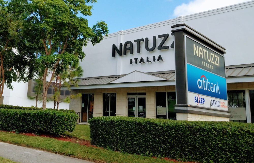 NATUZZI ITALIA Updated May 2024 9121 S Dixie Hwy, Pinecrest