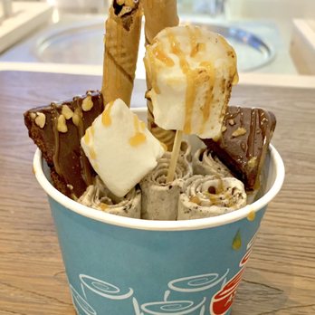 Asian Cafe - Base: Vanilla ice cream Mix in: Oreo and peanut butter Topping: Marshmallow, chocolate wafer sticks, and brownie Drizzle: Caramel - Asian Fusion Near Me - Hattiesburg, Mississippi Asian Cafe - Base: Vanilla ice cream Mix in: Oreo and peanut butter Topping: Marshmallow, chocolate wafer sticks, and brownie Drizzle: Caramel - Asian Fusion Near Me - Hattiesburg, Mississippi