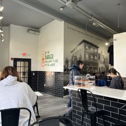 Dan & Day's Burgers & Shakes - Inside pic