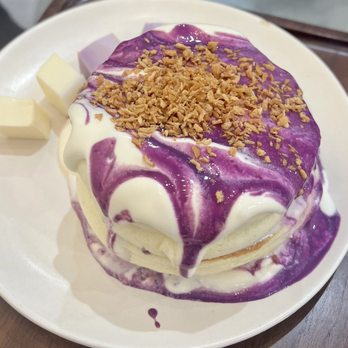 Nostimo Cafe & Tea - Ube soufflé - Coffee & Tea Near Me - Westminster, California