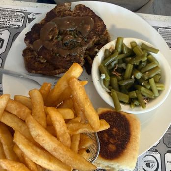 Munroe's Family Restaurant - Meatloaf, green beans and fries - Breakfast & Brunch Near Me - Twin Mountain, New Hampshire Munroe's Family Restaurant - Meatloaf, green beans and fries - Breakfast & Brunch Near Me - Twin Mountain, New Hampshire