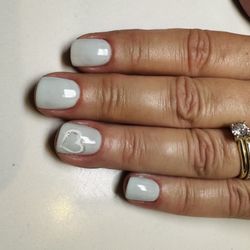 Happy Nails & Spa