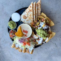 Julio's Mexican Street Food - Julio's Sampler Platter