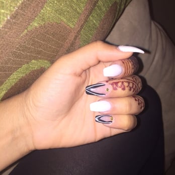 Xugar Nail Express - I think my lady did a splendid job WOOHOO Arelis you rock! - Nail Salons Near Me - Jackson Heights, New York
