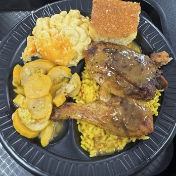 ChefKym - Baked chicken over yellow rice, steamed squash, Mac and cheese, cornbread - Personal Chefs Near Me - Dothan, Alabama ChefKym - Baked chicken over yellow rice, steamed squash, Mac and cheese, cornbread - Personal Chefs Near Me - Dothan, Alabama