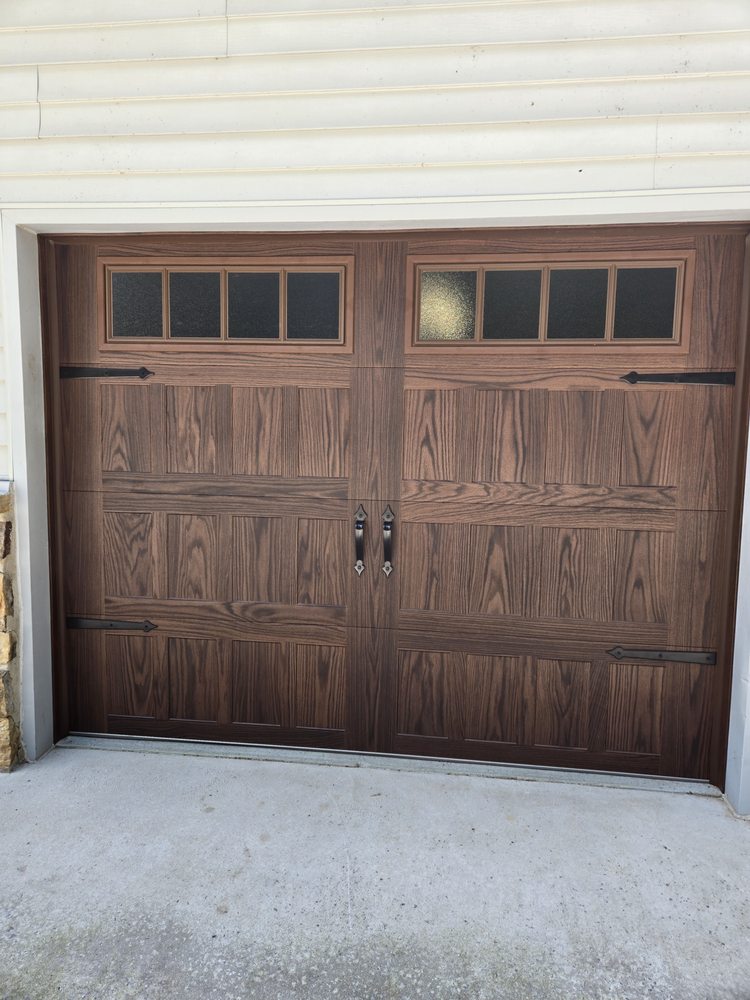 Garage Door Specialist - Garage Door Contractor in Crossville, TN