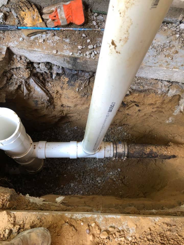 Slide of H2O Plumbing & Sewer Services