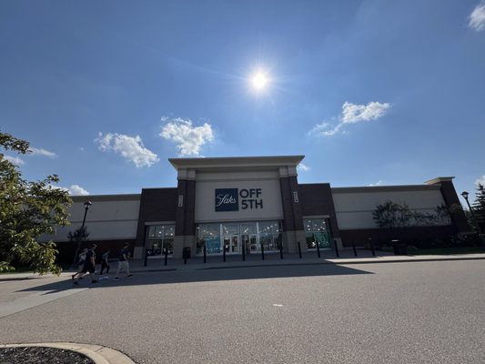 Twin Cities Premium Outlets by null