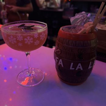 The Treehouse - Miracle pop up bar : Christmapolitan and Carol Barrel - New American Near Me - Nashville, Tennessee The Treehouse - Miracle pop up bar : Christmapolitan and Carol Barrel - New American Near Me - Nashville, Tennessee