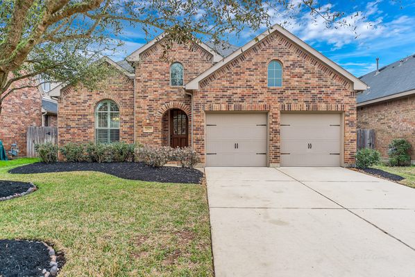 Meet Jared Greenberg - I am a West Houston real estate agent and have over 12 years of experience. I specialize working with buyers and sellers. Call me today for a free consultation! Meet Jared Greenberg - I am a West Houston real estate agent and have over 12 years of experience. I specialize working with buyers and sellers. Call me today for a free consultation!