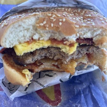 Carl's Jr - The Breakfast Burger customized with no cheese - Fast Food Near Me - Norco, California
