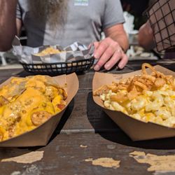 Lucy's on Lighthouse - Tots and mac&cheesr