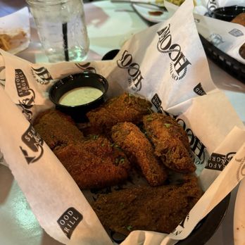 On The Hook - Cajun 6 Piece Fried Chicken Wings - Cajun/Creole Near Me - Brea, California