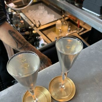 Ophelia - Classic martini - Cocktail Bars Near Me - New York, New York