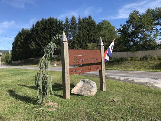 Stone Wave Yoga by null