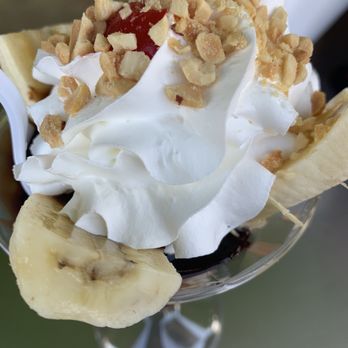 Bob's Freeze - Banana Sunday! So good! - Ice Cream & Frozen Yogurt Near Me - Los Angeles, California Bob's Freeze - Banana Sunday! So good! - Ice Cream & Frozen Yogurt Near Me - Los Angeles, California