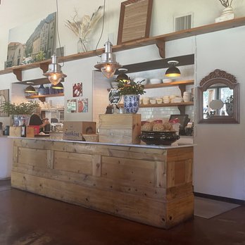 Cafe Sintra - Counter - New American Near Me - Sunriver, Oregon Cafe Sintra - Counter - New American Near Me - Sunriver, Oregon