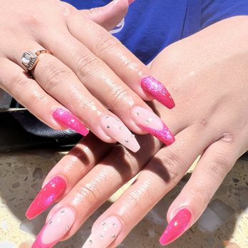 Glamour Nails & Spa - Nail Salons Near Me - East Longmeadow, Massachusetts