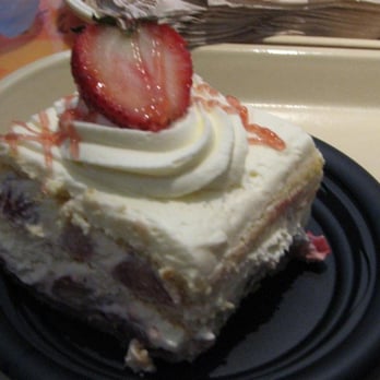 Sunshine Seasons - Strawberry Shortcake - American Near Me - Lake Buena Vista, Florida Sunshine Seasons - Strawberry Shortcake - American Near Me - Lake Buena Vista, Florida