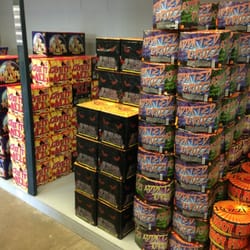 Rozzi's Famous Fireworks