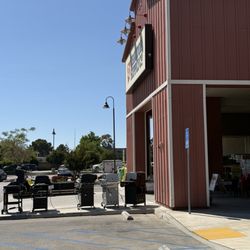 Tractor Supply - Buellton