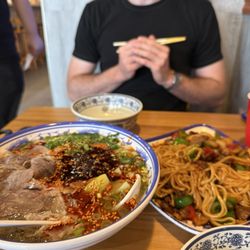 Mr. Noodle - Spicy Beef Noodle Soup