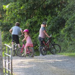 Pride Valley Campgrounds - Kids on bicycles at Pride Valley Campgrounds