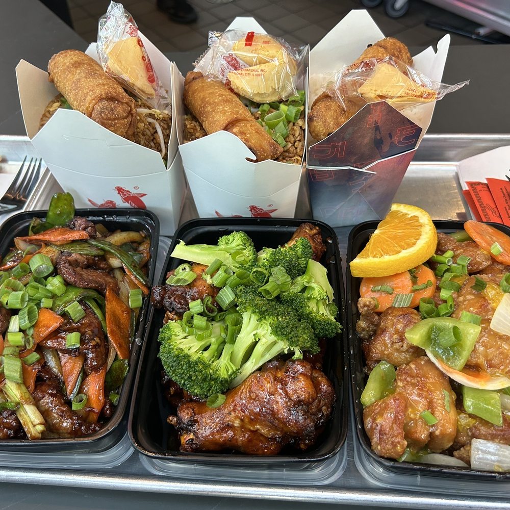 The Rice Box - Beef , general tso chicken wings , orange chicken . Egg rolls & fried rice - Chinese Near Me - Houston, Texas The Rice Box - Beef , general tso chicken wings , orange chicken . Egg rolls & fried rice - Chinese Near Me - Houston, Texas