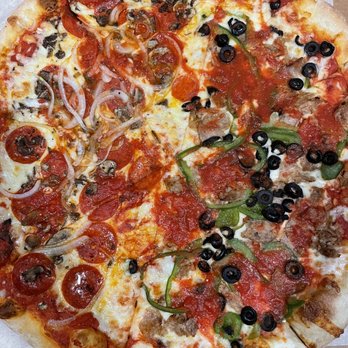 Brooklyn Pizza Parlor - Pizza Near Me - Wesley Chapel, North Carolina Brooklyn Pizza Parlor - Pizza Near Me - Wesley Chapel, North Carolina