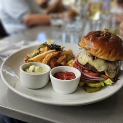Gigi Hudson Valley - Burger