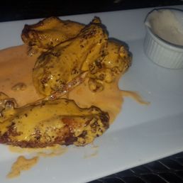 Tasty wings Tasty wings