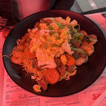 Turkey Berry - Chow lo mein with chicken and shrimp with added fried egg on top - Asian Fusion Near Me - Philadelphia, Pennsylvania Turkey Berry - Chow lo mein with chicken and shrimp with added fried egg on top - Asian Fusion Near Me - Philadelphia, Pennsylvania