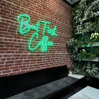 Tellus Coffee - Cute photo op before the lounge. - Coffee Roasteries Near Me - Walnut Creek, California