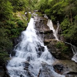 High Shoals Falls after a period of relatively wet weather. High Shoals Falls after a period of relatively wet weather.
