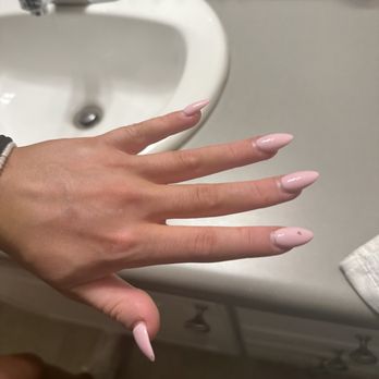 Elite Nails - Nail Salons Near Me - Columbus, Ohio