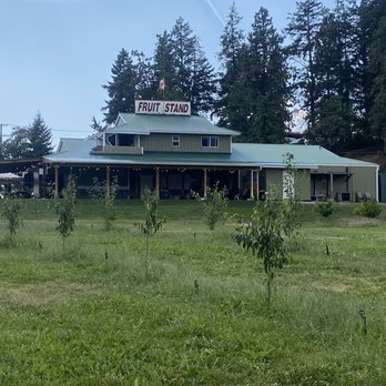 Paynter's Fruit Market - Farmers Market Near Me - West Kelowna, British Columbia