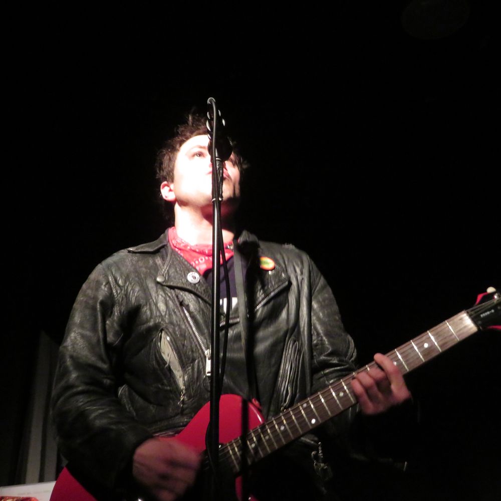 Oxford Arms - The future of punk rock is here.  In me you live the movement. - Pubs Near Me - London, XGL