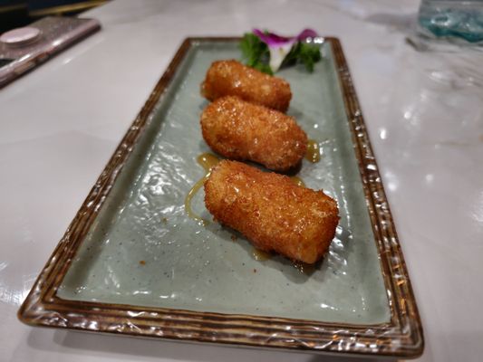 Daruma Ramen Bar & Grill by null