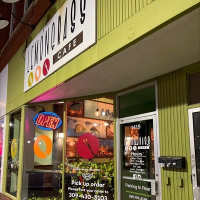 LemonGrass Cafe by null