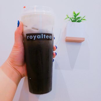 ROYALTEA - The Ghost and the Dirt - Oreo yumminess and an October seasonal - Bubble Tea Near Me - Orlando, Florida ROYALTEA - The Ghost and the Dirt - Oreo yumminess and an October seasonal - Bubble Tea Near Me - Orlando, Florida