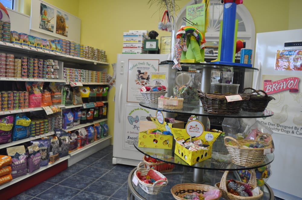 VILLAGE PET SHOP Updated March 2024 964 12th St, Vero Beach