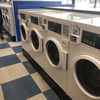 Sparkle Laundry - Out of 12 machines on this row 4 are out of service - Laundry Services Near Me - Los Angeles, California Sparkle Laundry - Out of 12 machines on this row 4 are out of service - Laundry Services Near Me - Los Angeles, California