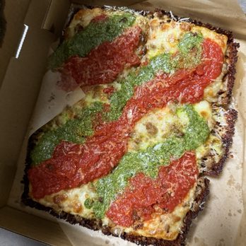 Pizza Mamo - Pesto & Sausage - Pizza Near Me - Honolulu, Hawaii