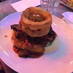 Sugar Rays Smokehouse - Beef brisket stack