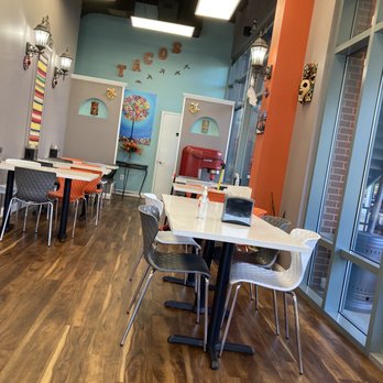 Taco Zocalo - Inside - Mexican Near Me - Ashburn, Virginia Taco Zocalo - Inside - Mexican Near Me - Ashburn, Virginia