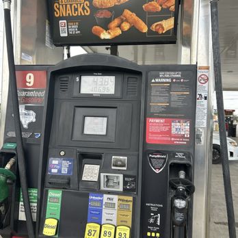 QuikTrip - Do not sell top-tier gas - Convenience Stores Near Me - Austin, Texas QuikTrip - Do not sell top-tier gas - Convenience Stores Near Me - Austin, Texas
