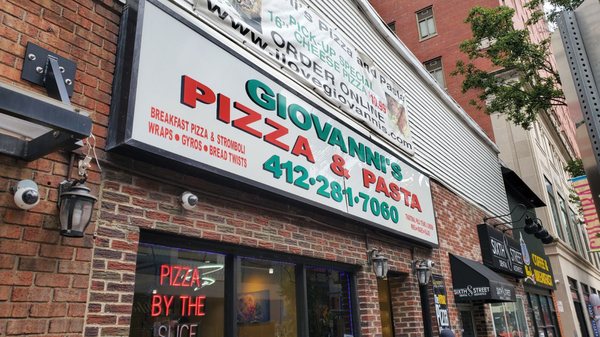Giovanni's Pizza & Pasta by null