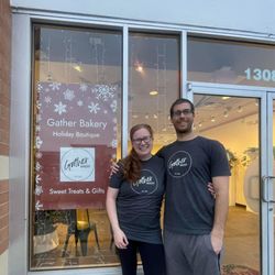 Geneva Commons - Pop-up open for holiday treats